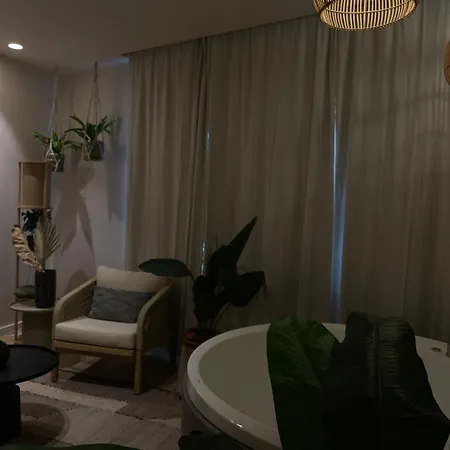 Strasbourg, Sauna, Spa, Bali, Evasion Romantique Et Sensuelle Apartamento Estrasburgo